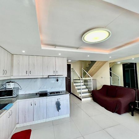 2 Bedroom Condo Unit With City And Mountain View Cebú Exterior foto