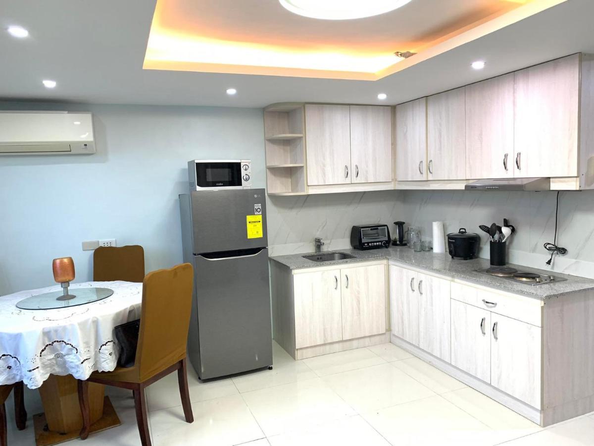 2 Bedroom Condo Unit With City And Mountain View Cebú Exterior foto